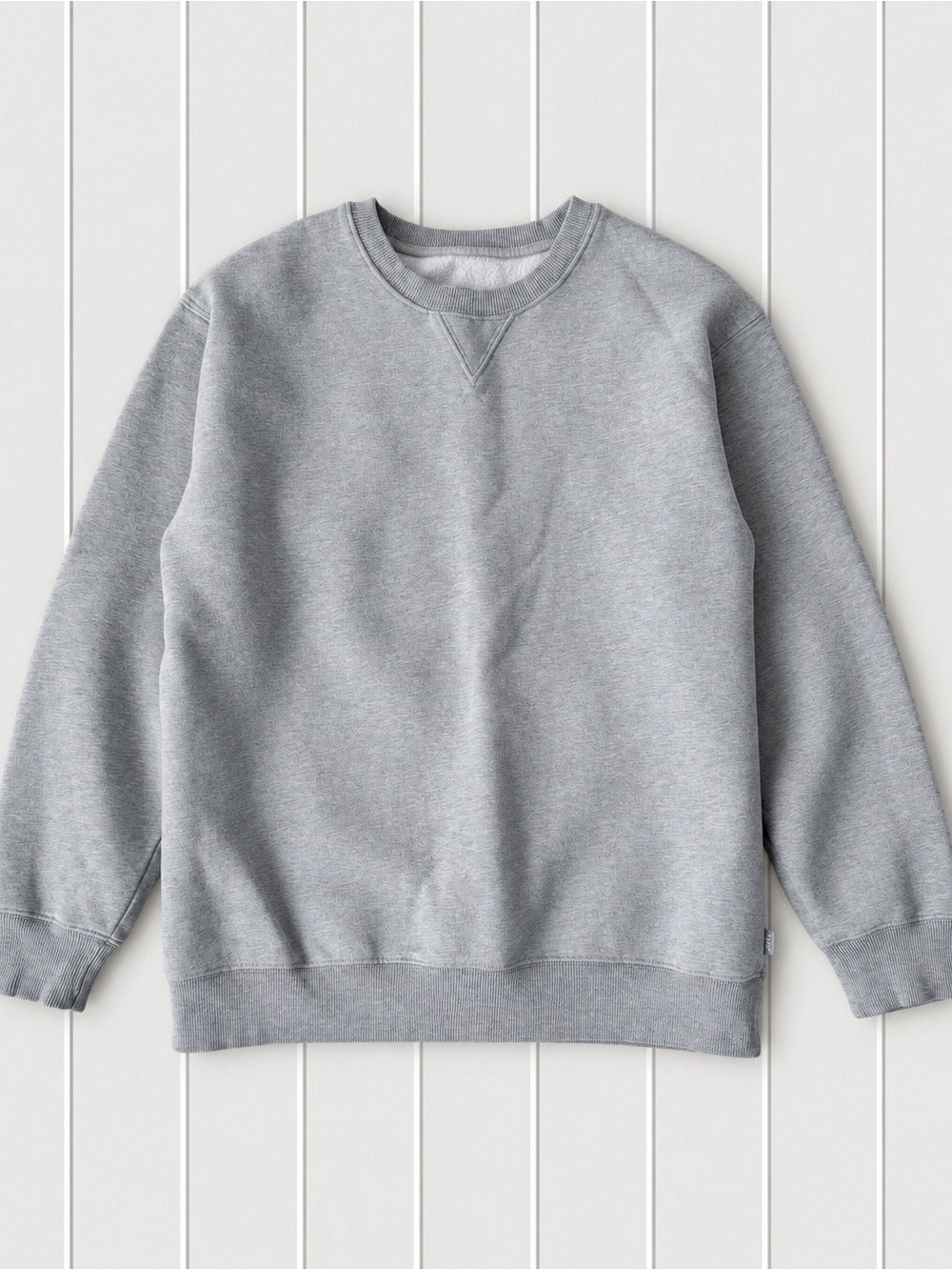 TNA Aritzia Woman Gray Cozy Sweat Fleece Crewneck Sweater MEDIUM Classic Minimal